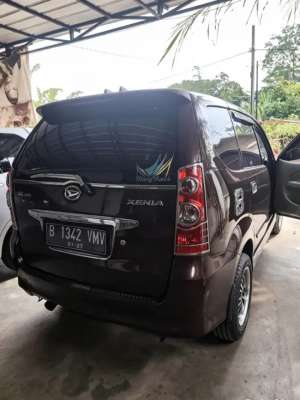 Jual bekas Xenia xi Deluxe 1.3 manual 2010,lokasi di Metro Kota