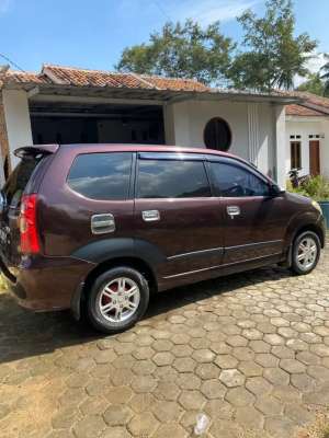 Jual bekas XENIA zi 2011 1300cc,lokasi di Bandar Lampung Kota