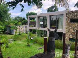 6 Bedroom Villa for sale in Kerobokan, Bali lokasi di Kab. Badung, tersedia melalui melalui situs Olx