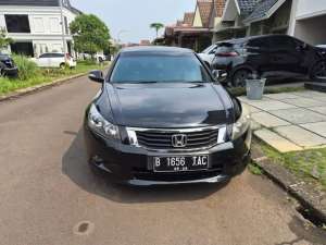 Jual bekas Accord 2011 istimewa,lokasi di Tangerang Selatan Kota