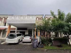 BANTING HARGARumah Mewah Full Furnished 3 Lantai Greenwich Park BSDSamping Clubhouse lokasi di Tangerang Kab., tersedia melalui melalui situs Olx