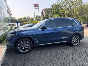 Jual bekas BMW X5 2023 Bensin,lokasi di Bandung Kota