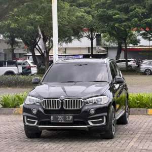 Jual bekas BMW X5 Xdrive 35i Xline 20152016,lokasi di Bandung Kota