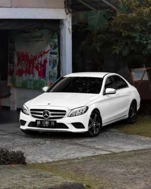 Jual bekas Cash C180 W205 AVG,lokasi di Jakarta Pusat