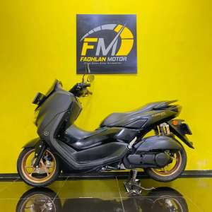 Jual bekas Cash Kredit DP Ringan Yamaha Nmax Keyless Tahun 2022 Full Orisinil,lokasi di Tangerang Selatan Kota