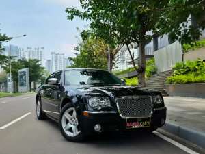 Jual bekas Chrysler 300c 2011,lokasi di Jakarta Pusat