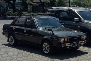 Jual bekas Corolla dx th 80,lokasi di Bandung Kota