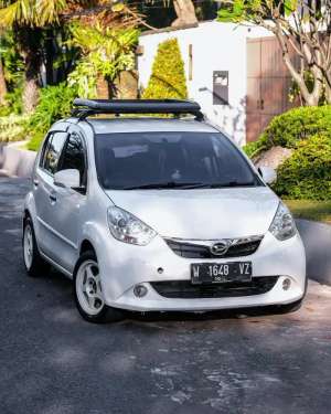 Jual bekas Daihatsu Sirion Deluxe Matic 20152014,lokasi di Surabaya Kota