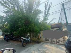 Dijual Cepat Rumah Lama, Kavling Saja Jakarta Utara lokasi di Jakarta Utara, tersedia melalui melalui situs Olx