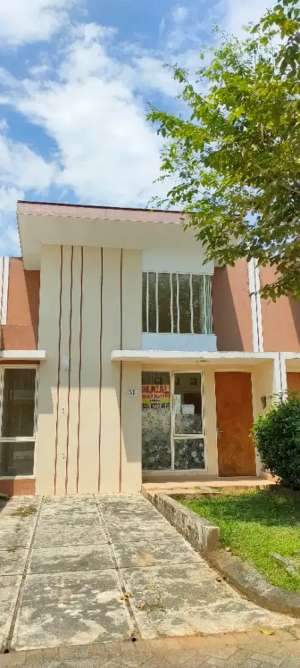 DIJUALDISEWAKAN 1 UNIT RUMAH DE SERENA MUTIARA MAKASSAR lokasi di Makassar Kota, tersedia melalui melalui situs Olx