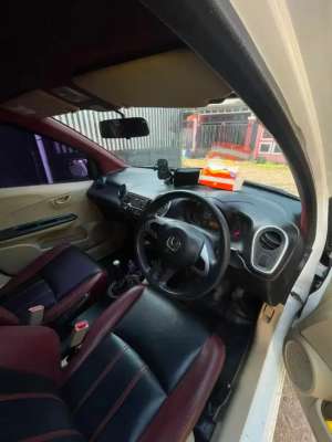 Jual bekas Dijual Honda Mobilio,lokasi di Maros Kab.