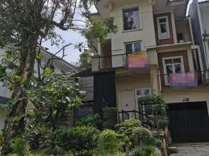 Dijual murah rumah asri cluster Bukit Golf Hijau Sentul City lokasi di Bogor Kota, tersedia melalui melalui situs Olx