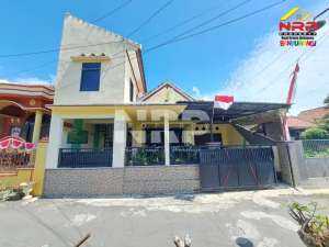Dijual Rumah 2 lantai Sangat Strategis di Pusat Kota , Tukangkayu - Banyuwangi lokasi di Banyuwangi  Kab., tersedia melalui melalui situs Olx