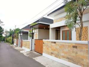 Dijual Rumah Baru Kaliurang Sleman Jogja lokasi di Sleman Kab., tersedia melalui melalui situs Olx