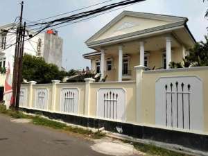 Dijual Rumah di Ampera. Rumah Ampera Kemang, Jaksel lokasi di Jakarta Selatan, tersedia melalui melalui situs Olx