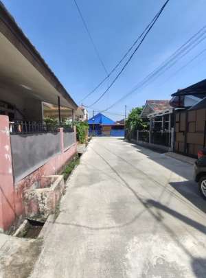 Dijual Rumah Di Perumahan Puri Nirwana 1 Cibinong lokasi di Bogor Kab., tersedia melalui melalui situs Olx