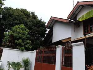 Dijual Rumah di Witanaharja Pamulang, Tangerang Selatan lokasi di Tangerang Selatan Kota, tersedia melalui melalui situs Olx