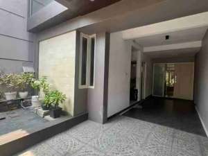 Dijual Rumah Dukuh Kupang Barat dekat Univ Wijaya Kusuma lokasi di Surabaya Kota, tersedia melalui melalui situs Olx