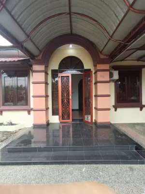 Dijual Rumah Ekslusif Di Medan Johor lokasi di Medan Kota, tersedia melalui melalui situs Olx