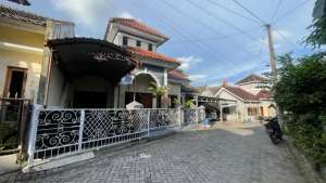 Dijual Rumah Kaliurang Km 8 lokasi di Sleman Kab., tersedia melalui melalui situs Olx