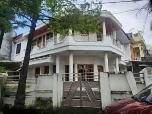 Dijual Rumah Makassar sekitar Jalan Sunu, Jl Al Markas, Jl Arwana lokasi di Makassar Kota, tersedia melalui melalui situs Olx
