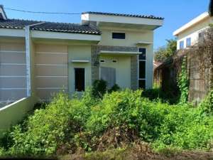Dijual Rumah Makassar sekitar Jalan Barombong lokasi di Gowa Kab., tersedia melalui melalui situs Olx