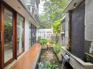 Dijual Rumah Mewah di Kebayoran Residence lokasi di Tangerang Selatan Kota, tersedia melalui melalui situs Olx