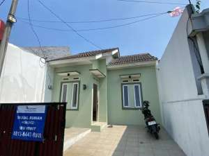DIJUAL RUMAH MURAH DI GRAND RESIDANCE DEKAT ATM CENTER,BEKASI lokasi di Bekasi Kab., tersedia melalui melalui situs Olx