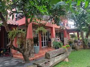 Dijual Rumah Strategis Harga Menarik Di Bintaro Sektor 5 lokasi di Tangerang Selatan Kota, tersedia melalui melalui situs Olx