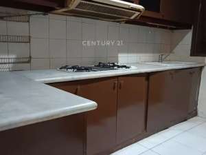 Dijual Rumah Strategis Harga Menarik Di Bintaro Tangsel lokasi di Tangerang Selatan Kota, tersedia melalui melalui situs Olx