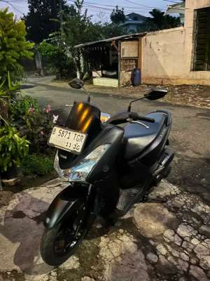 Jual bekas Dijual second Yamaha Lexi 125cc 2020,lokasi di Jakarta Selatan
