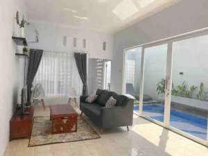 Disewakan Rumah FurnishedPrivat Pool Depok Sleman Area Kaliurang Km7 lokasi di Sleman Kab., tersedia melalui melalui situs Olx