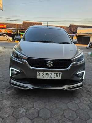Jual bekas Ertiga sport hybrid at tahun 2023,lokasi di Surakarta Kota
