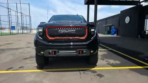 Jual bekas GMC YUKON SIERA HARLEY DAVIDSON EDITION BRAND NEW 2025,lokasi di Jakarta Selatan
