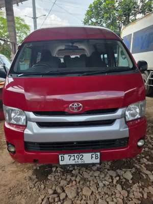 Jual bekas HIACE COMUTER THN 2020,lokasi di Jakarta Timur