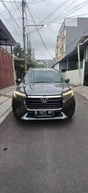 Jual bekas Honda BRV Prestige cvtmetic 2022,lokasi di Jakarta Barat