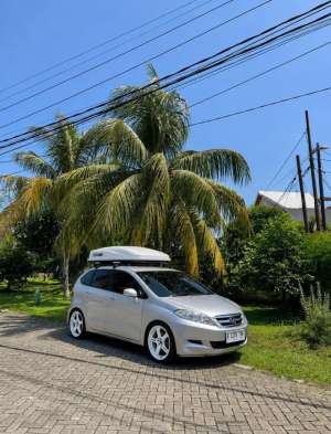 Jual bekas Honda EDIX FRV 3x3 Cbu jepang 1.7 automatic,lokasi di Bandung Kota