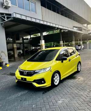 Jual bekas Honda Jazz 2018 Bensin,lokasi di Balikpapan Kota