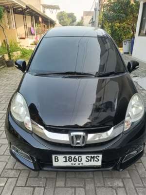 Jual bekas Honda Mobilio 2014 metic,lokasi di Tangerang Kab.