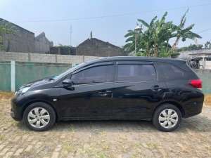Jual bekas Honda Mobilio s mt 2016 Bensin,lokasi di Bekasi Kab.