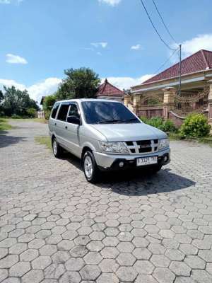 Jual bekas Isuzu Panther 2010,lokasi di Surabaya Kota