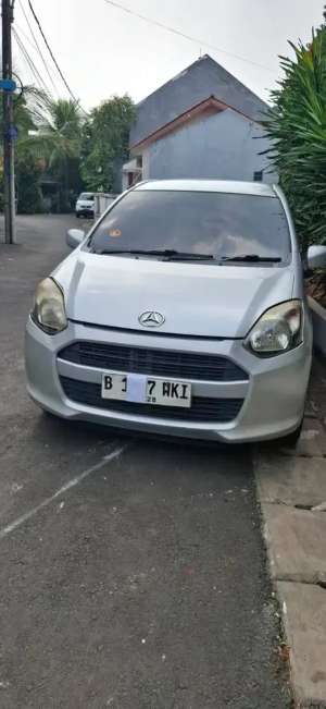 Jual bekas JUAL AYLA 2013 PRIBADI,lokasi di Tangerang Selatan Kota