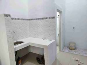 Jual cepat rumah di dasana indah bonang bebas banjir air pam siap huni dekat ke summarecon mall lokasi di Tangerang Kab., tersedia melalui melalui situs Olx