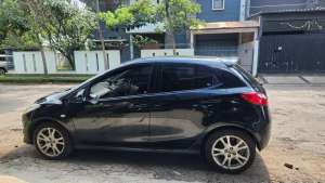 Jual bekas Mazda 2 2011 Bensin,lokasi di Bandung Kota