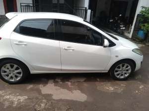 Jual bekas Mazda 2 2012 Bensin,lokasi di Bekasi Kab.