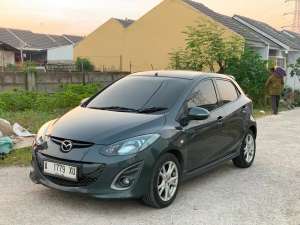 Jual bekas Mazda 2 2012 Bensin,lokasi di Serang Kota
