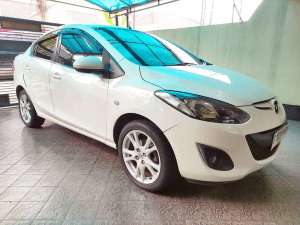 Jual bekas Mazda 2 R Matic Sedan 2011,lokasi di Jakarta Selatan