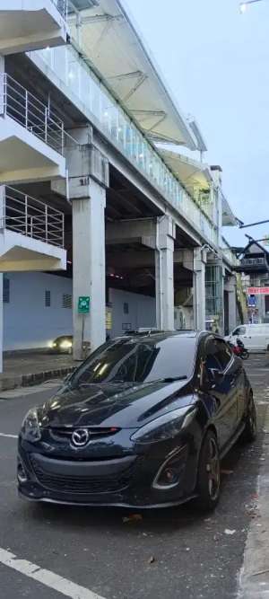 Jual bekas Mazda 2 RZ 2013,lokasi di Tangerang Kota