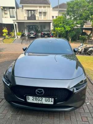 Jual bekas Mazda 3 hatchback,lokasi di Tangerang Selatan Kota