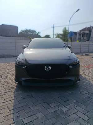 Jual bekas Mazda 3 Hatchback 2022,lokasi di Surabaya Kota